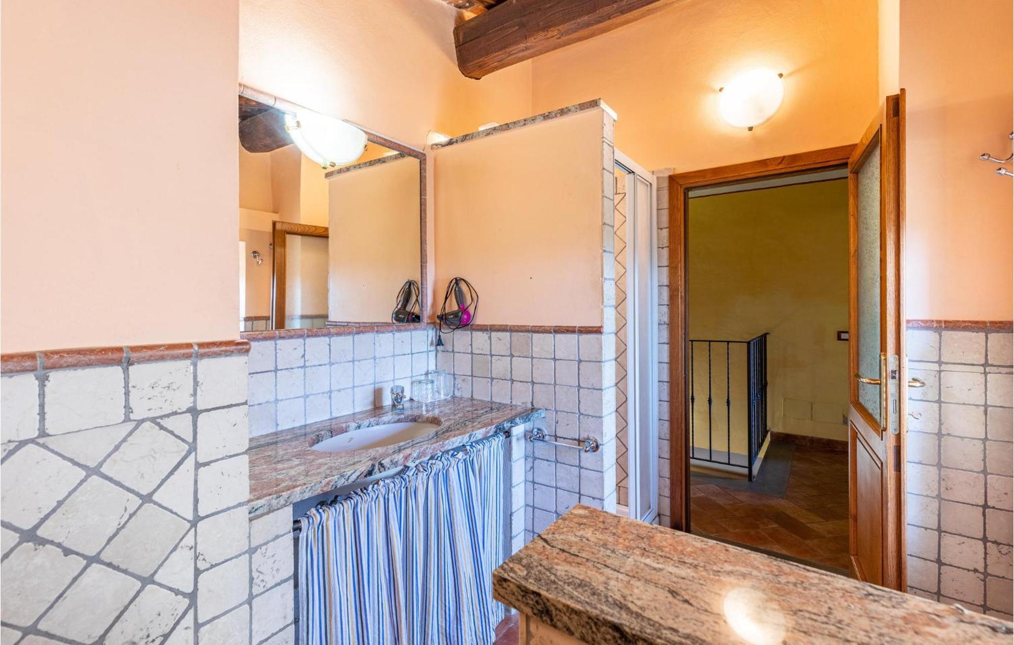 Awesome Home In Marliana With Kitchenette المظهر الخارجي الصورة