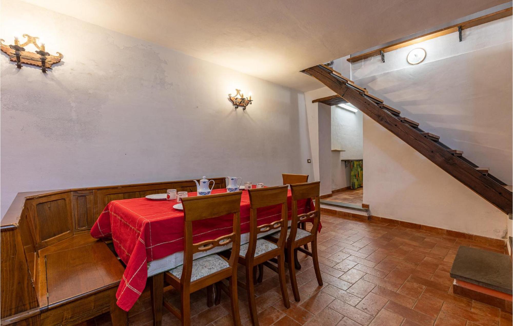 Awesome Home In Marliana With Kitchenette المظهر الخارجي الصورة