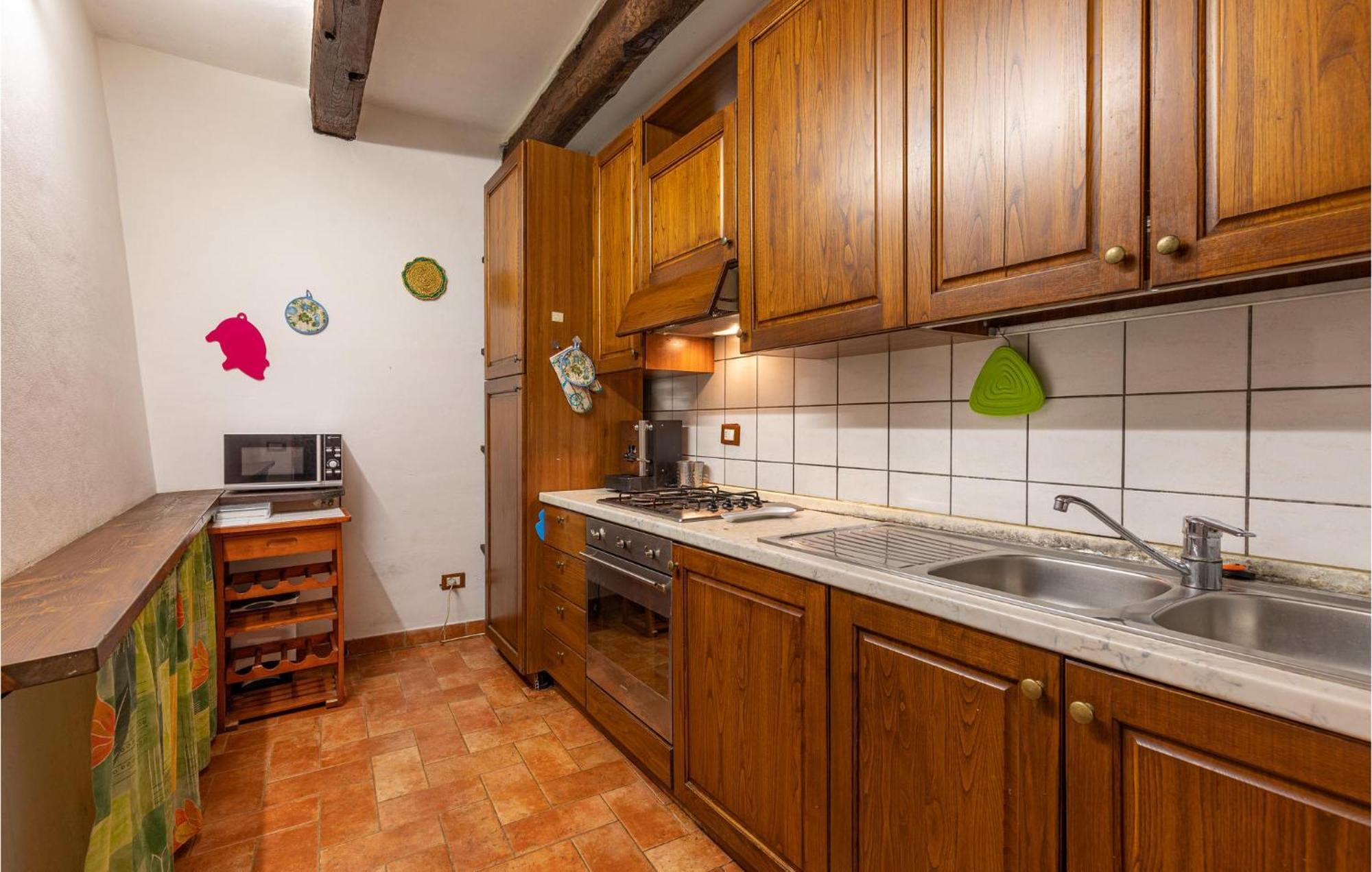 Awesome Home In Marliana With Kitchenette المظهر الخارجي الصورة