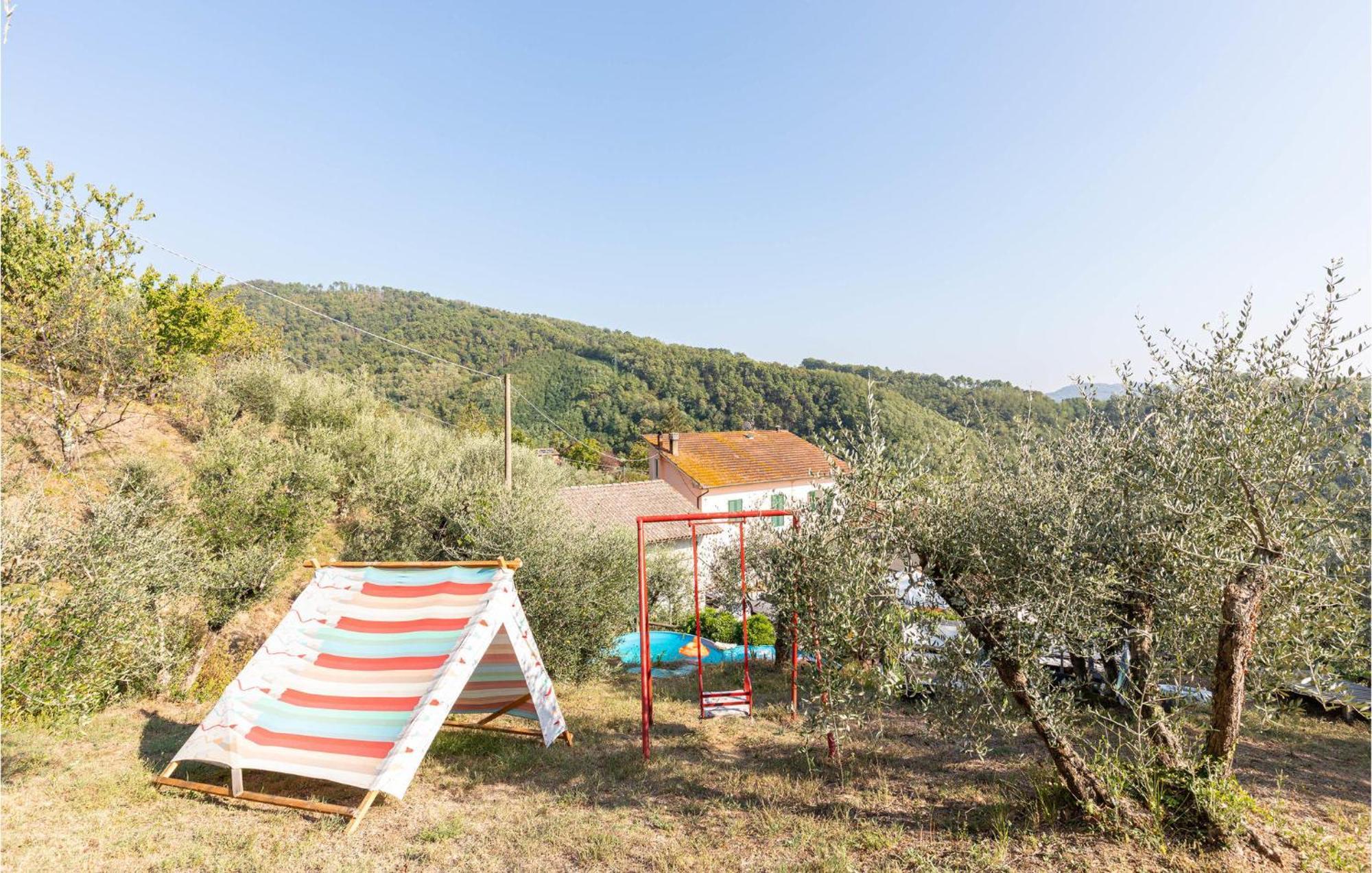 Awesome Home In Marliana With Kitchenette المظهر الخارجي الصورة