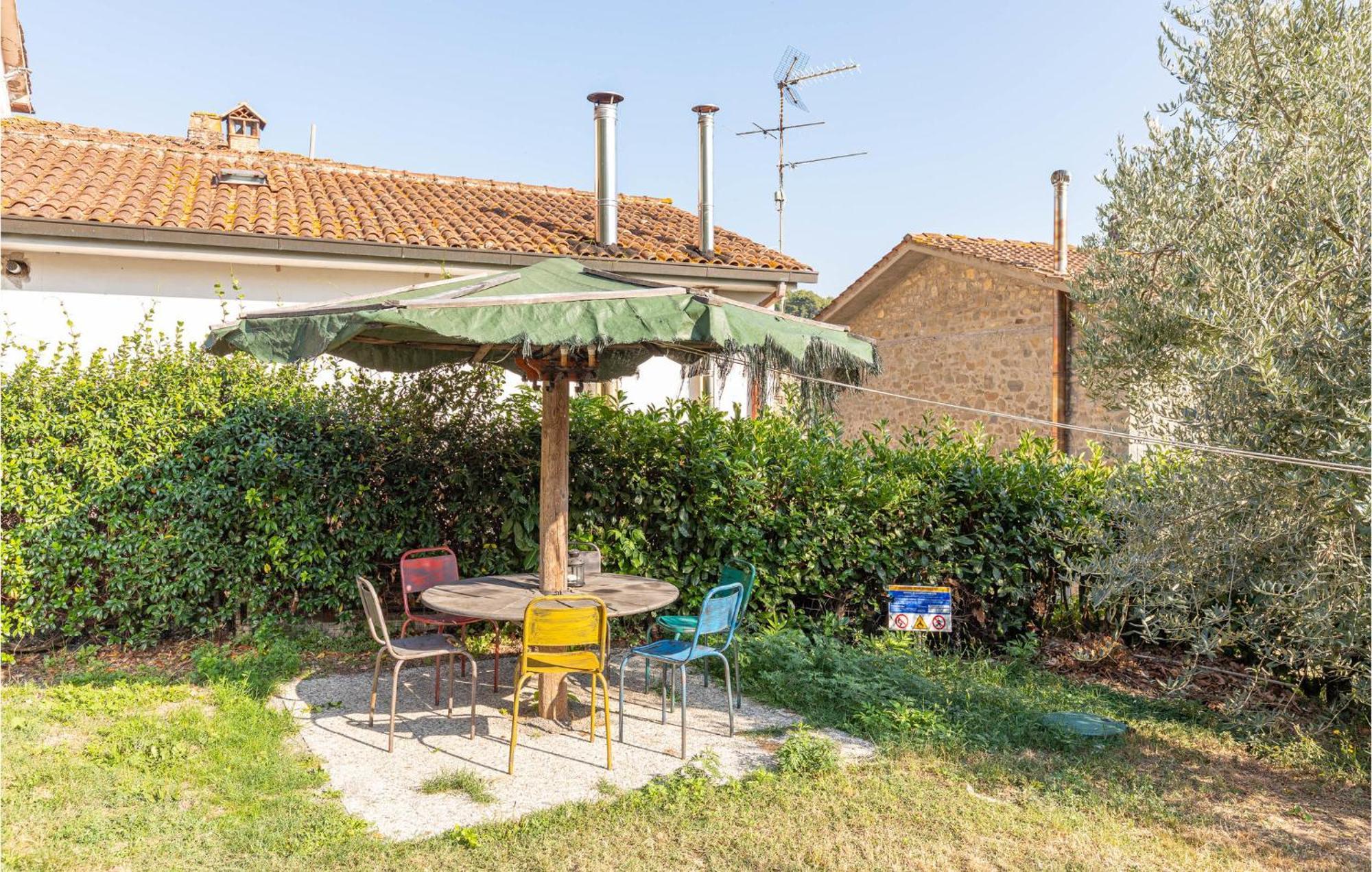 Awesome Home In Marliana With Kitchenette المظهر الخارجي الصورة